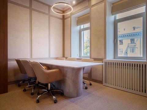 комерційна за адресою Еспланадна вул., 32