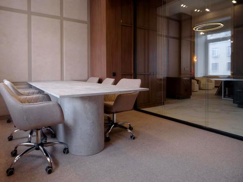 комерційна за адресою Еспланадна вул., 32