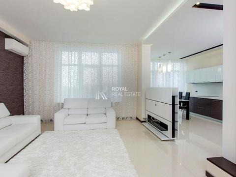 квартира за адресою Київ, Андрія Верхогляда вул. (Михайла Драгомирова), 3