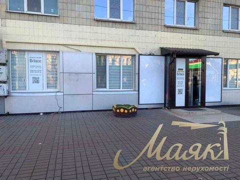 комерційна за адресою Повітряних Сил просп. (Повітрофлотський), 52