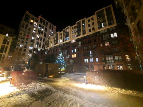 комерційна за адресою Київ, Салютна вул., 2к6