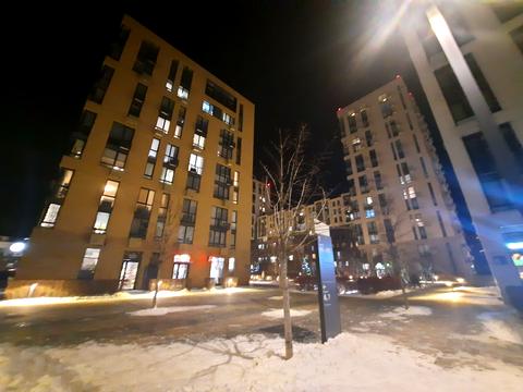 комерційна за адресою Київ, Салютна вул., 2к6