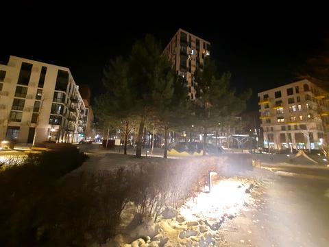 комерційна за адресою Київ, Салютна вул., 2к6