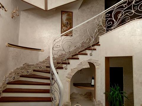 будинок за адресою Дністровська