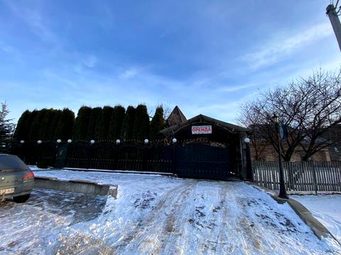 комерційна за адресою Захисників України вул. (Льотчиків-Визволителів), 66