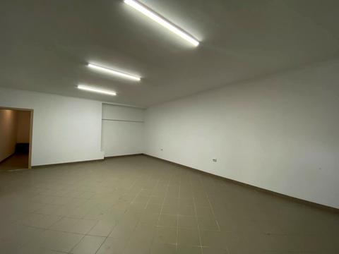 комерційна за адресою Захисників України вул. (Льотчиків-Визволителів), 66