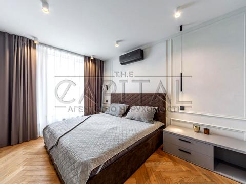 квартира за адресою Регенераторна вул., 4 к17