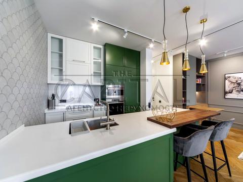 квартира за адресою Регенераторна вул., 4 к17