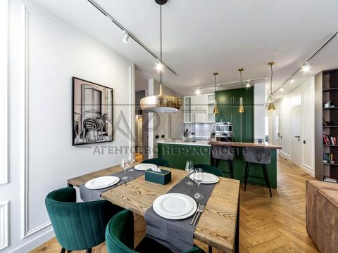 квартира за адресою Регенераторна вул., 4 к17