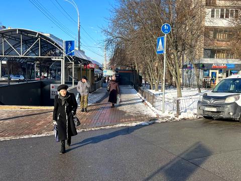 комерційна за адресою Чоколівський бульв., 12