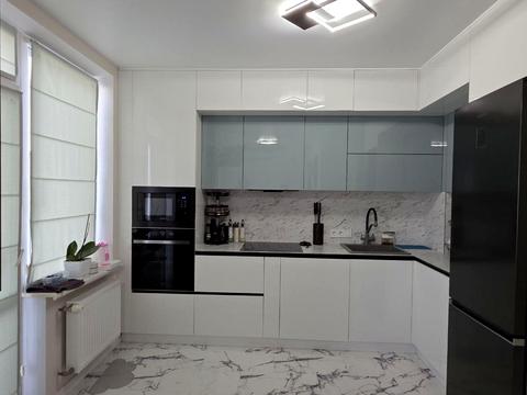 квартира по адресу Академика Сахарова ул., (Будинок 1)