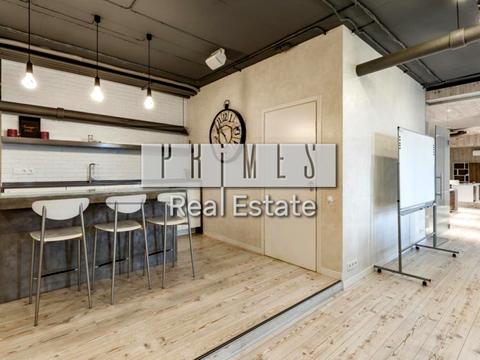 коммерческая по адресу Андрея Верхогляда ул. (Михайла Драгомирова), 12