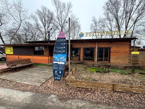 коммерческая по адресу Труханывська, 1