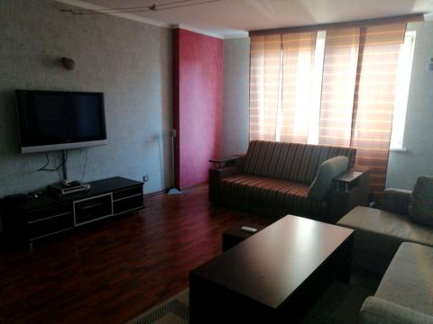 квартира за адресою Раїси Окіпної вул., 10-Б