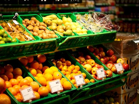 комерційна за адресою Володимира Івасюка просп. (Героїв Сталінграду), 4-А