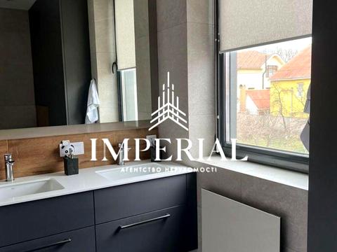 будинок за адресою Богатирська вул., 30А