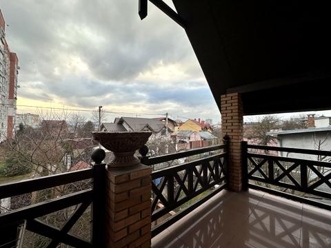 будинок за адресою Львів, Очаківська вул., 8а