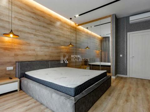 квартира за адресою Андрія Верхогляда вул. (Михайла Драгомирова), 15-А