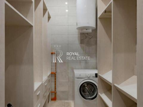 квартира за адресою Андрія Верхогляда вул. (Михайла Драгомирова), 15-А