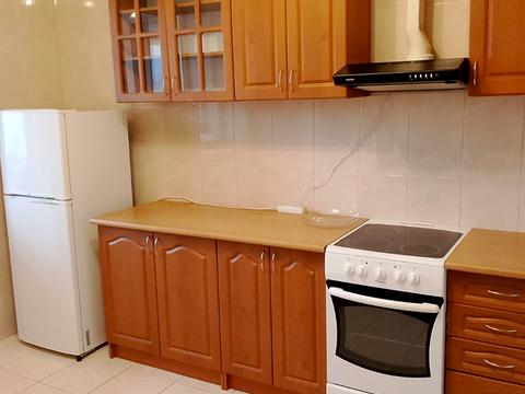 квартира за адресою Верховної Ради бульв., 14-Б