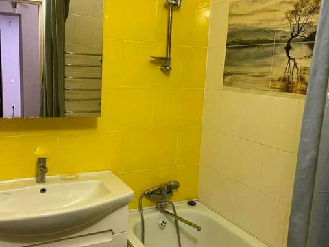 квартира за адресою Науки просп., 60-А