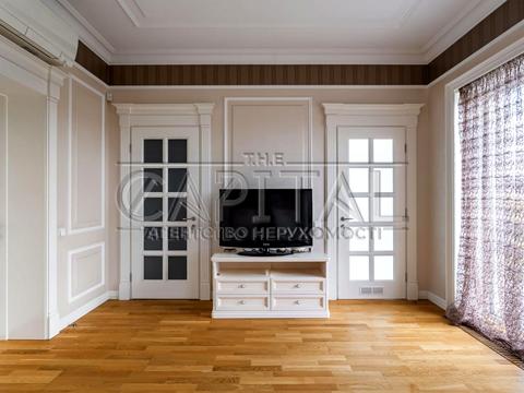 дом по адресу Зоряна