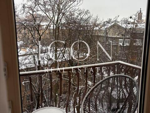 квартира за адресою Заньковецької вул., 8