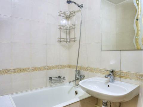 квартира за адресою Червоної Калини просп. (Володимира Маяковського), 49-А