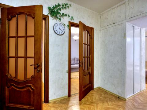 квартира за адресою Червоної Калини просп. (Володимира Маяковського), 49-А