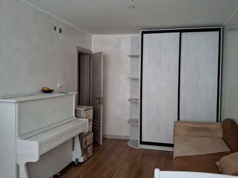 квартира за адресою Радистів вул., 49