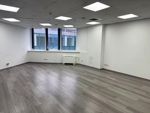 комерційна за адресою Ніни Строкатої вул. (Буніна), 10