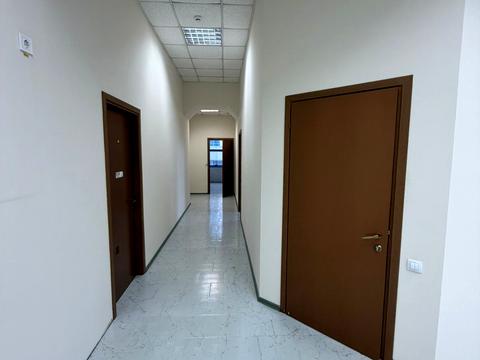 комерційна за адресою Ніни Строкатої вул. (Буніна), 10