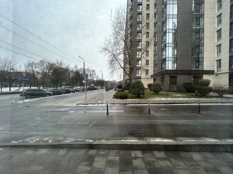 комерційна за адресою Вул.НабережнаПеремоги, 128