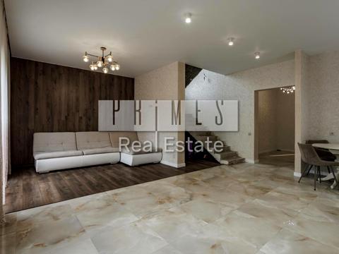 будинок за адресою Богдана Хмельницького вул.