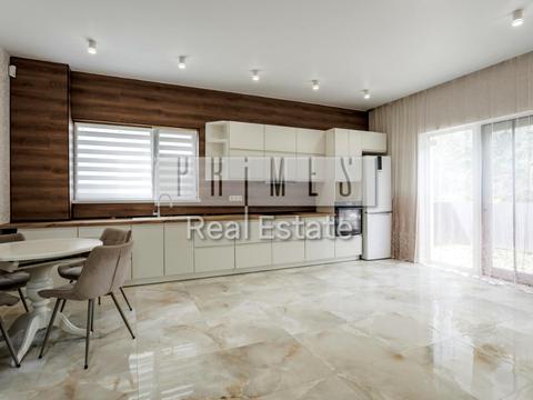 будинок за адресою Богдана Хмельницького вул.