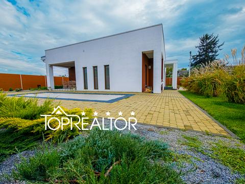 будинок за адресою Максима Рильського вул.