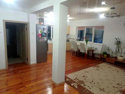 будинок за адресою Науки просп. (Леніна), 65