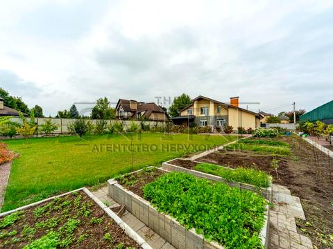 будинок за адресою с. Гатне, Яблунева вул.