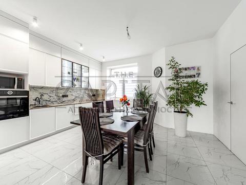 будинок за адресою с. Гатне, Яблунева вул.