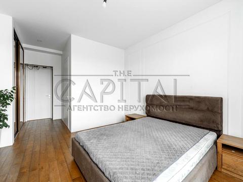 будинок за адресою с. Гатне, Яблунева вул.