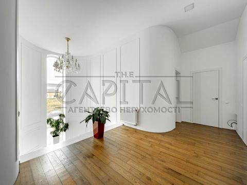 будинок за адресою с. Гатне, Яблунева вул.