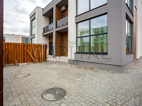 будинок за адресою вул. Виноградна