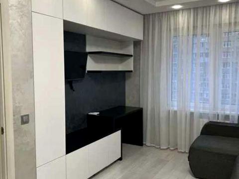 квартира по адресу Софии Русовой ул., 7