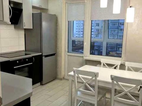 квартира по адресу Софии Русовой ул., 7