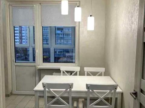 квартира по адресу Софии Русовой ул., 7