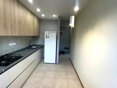 квартира за адресою Космонавтів вул., 144