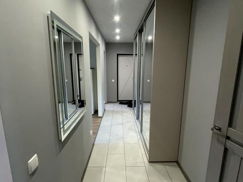 квартира за адресою Космонавтів вул., 144