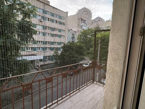 комерційна за адресою Олександра Кониського вул., 60