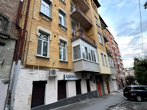 комерційна за адресою Олександра Кониського вул., 60