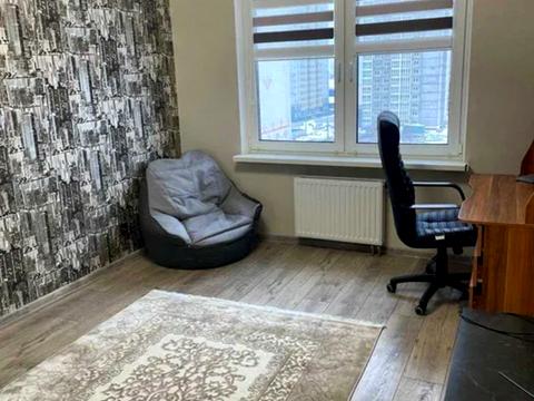 квартира за адресою Софії Русової вул., 5-Б